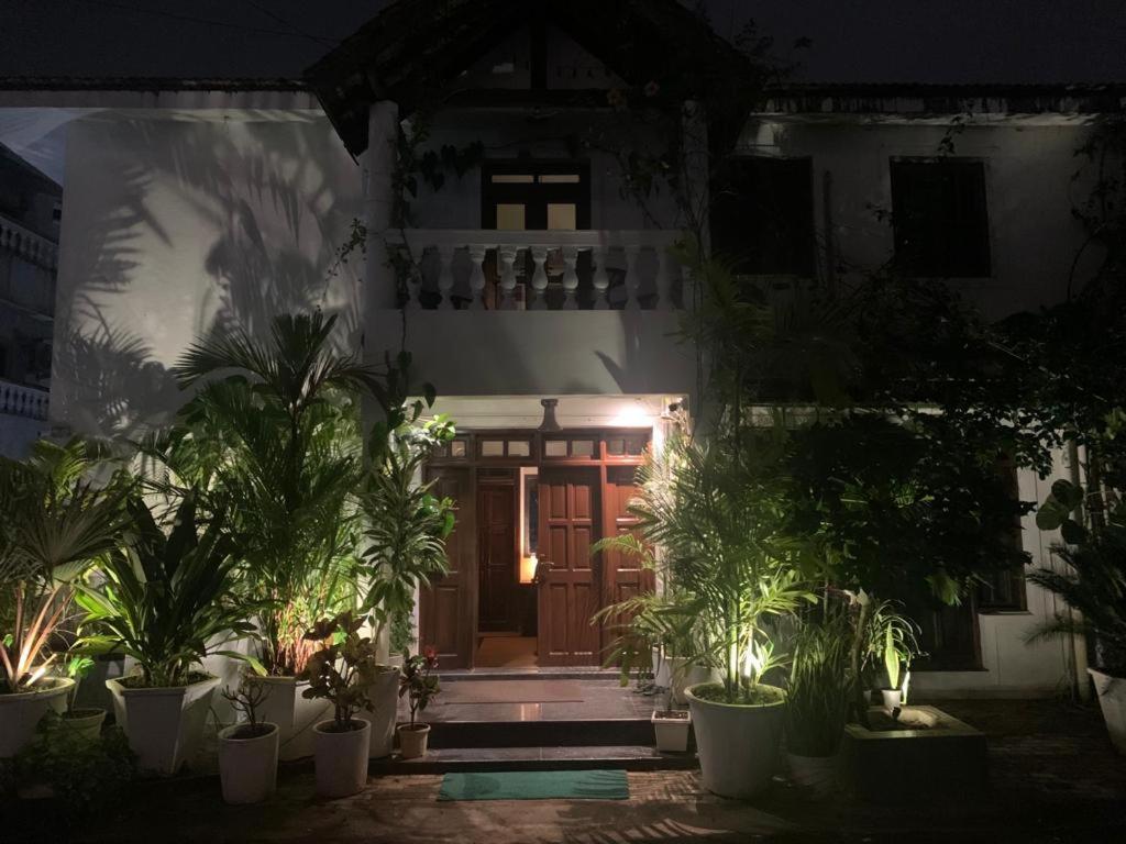 Villa Nazuri W Caretaker Candolim Εξωτερικό φωτογραφία